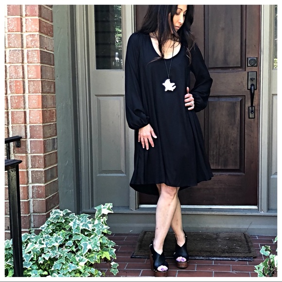 ✨LAST ONE ✨Black midi long sleeves swing dress - Picture 4 of 5